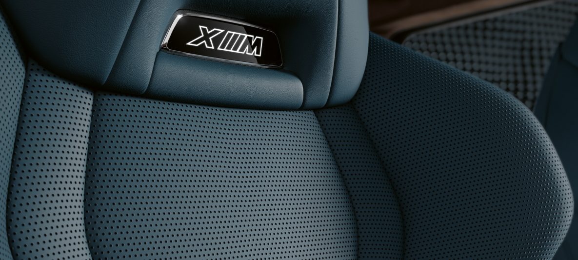 BMW XM G09 Multifunktionssitze mit beleuchtetem M Logo