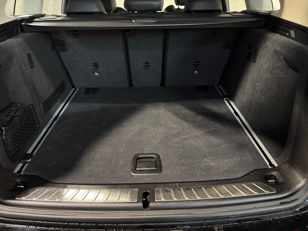 vehicle-2663148-11-2