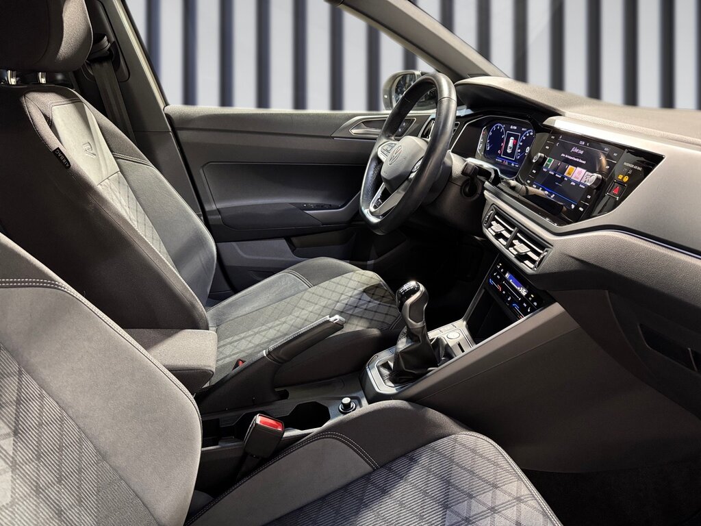 vehicle-3014237-13-2