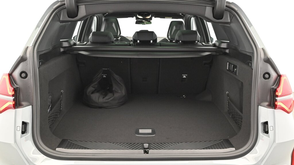 vehicle-3096643-17