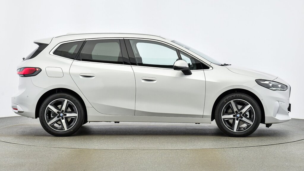 vehicle-3119184-13