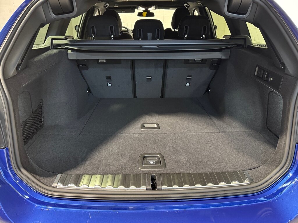 vehicle-3033387-11