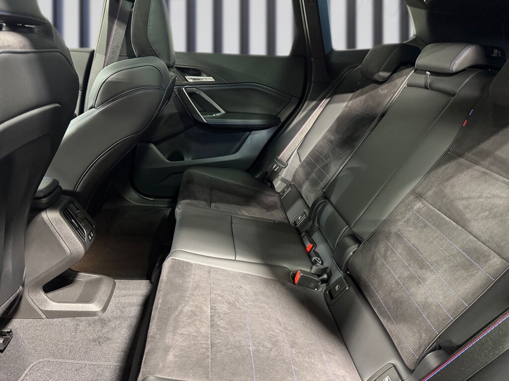 vehicle-3072870-7