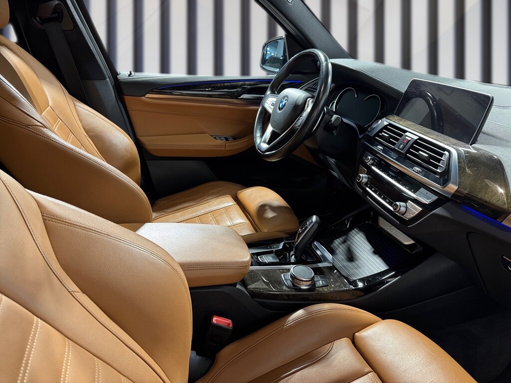 vehicle-3133986-14